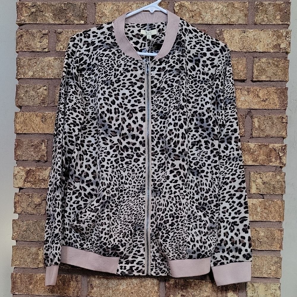 KORI Leopard Print Women's Lightweight Jacket Size Small New with Tags